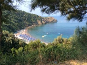 Cala Moresca ripresa dall'alto